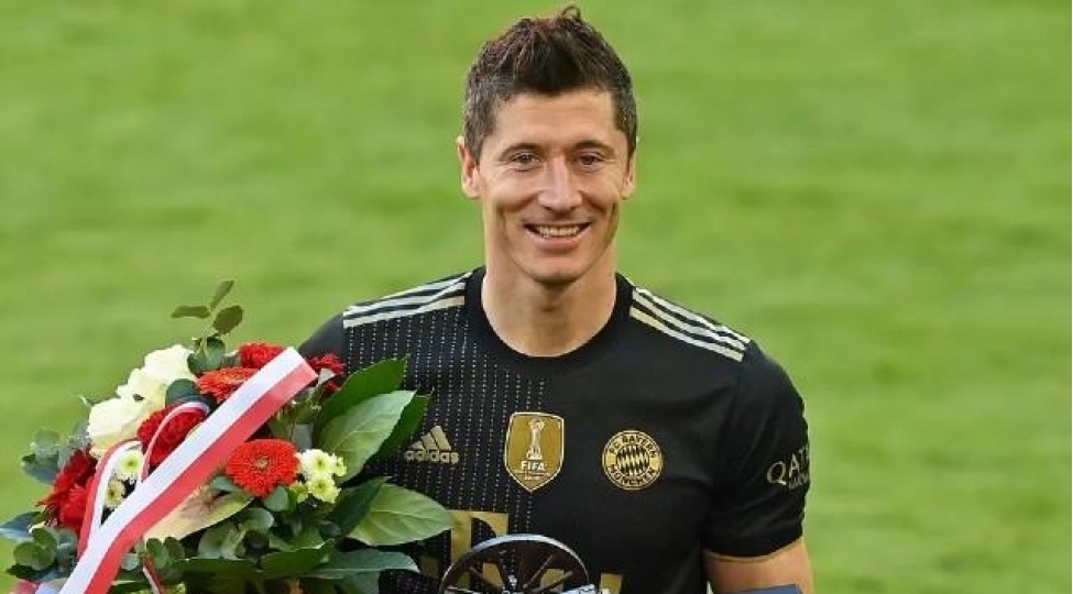 barselona-levandovksi-danishiqlarinda-musbet-netice