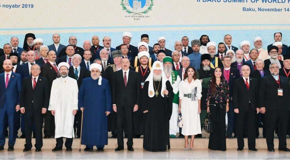 azerbaycan-cemiyyetinde-birliyin-gucu-vicdan-azadligi-ve-medeni-beraberlik