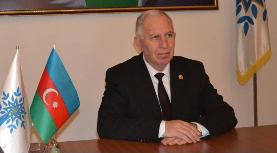 dovletin-ana-dili-siyasetinin-mueyyenleshmesi-ulu-onderin-fealiyyetinde-mustesna-yer-tutub