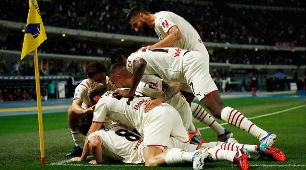 milan-3-qol-vurub-3-xal-qazandi