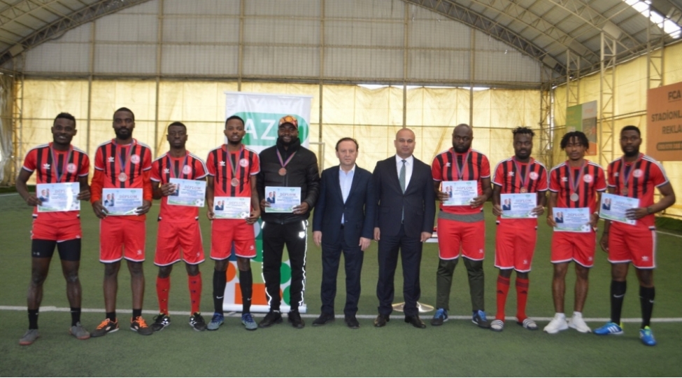 telebe-kuboku-mini-futbol-turniri-kechirilib