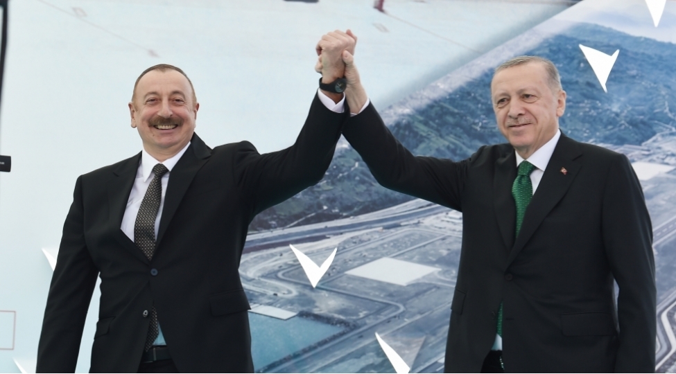 turkiye-azerbaycan-birliyinin-novbeti-tezahuru