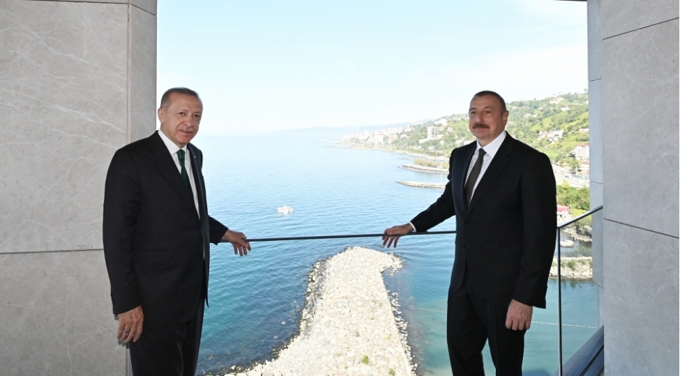 azerbaycan-turkiye-dost-qardash-muttefiq