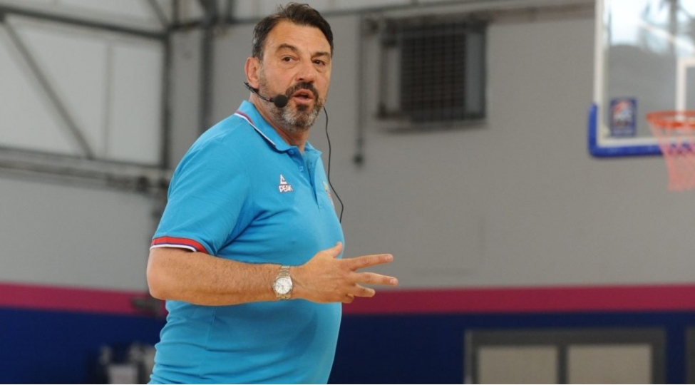 basketbol-uzre-kishilerden-ibaret-yigma-komandaya-yeni-bash-meshqchi-teyin-olunub-foto