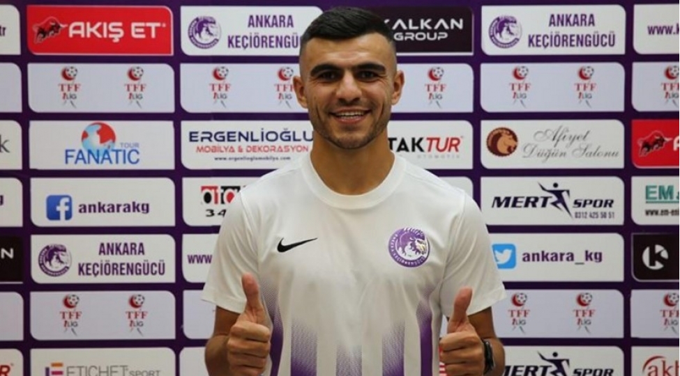 futbolchumuz-kechiorengucu-ile-yollarini-ayirib