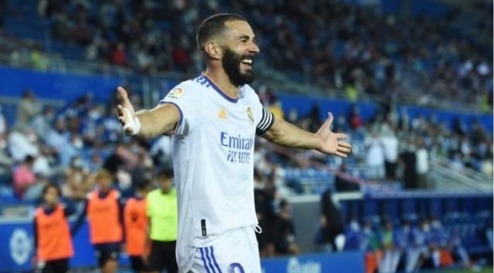 benzema-qizil-top-o-qeder-de-uzaqda-deyil