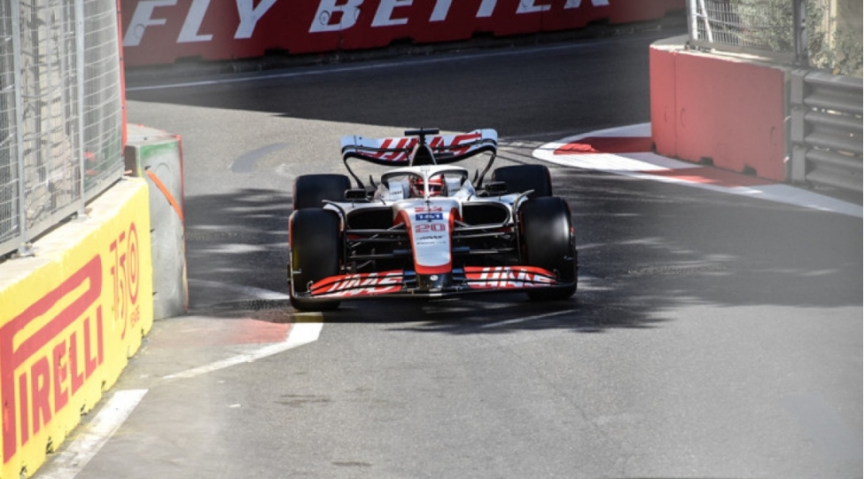 formula-1-ikinci-yarish-gununde-ilk-qalibler-bilinecek