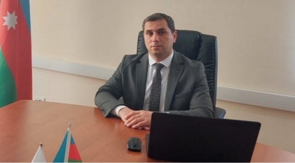 xalqi-oz-arxasinca-aparmaga-qadir-lider
