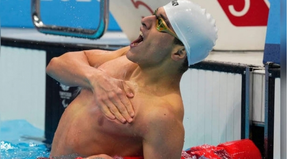 veli-israfilov-dunya-chempionatinin-qizil-medalini-qazandi