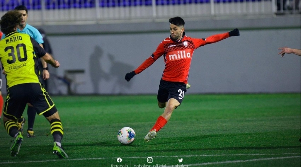 lopes-qebeleden-ayrildi