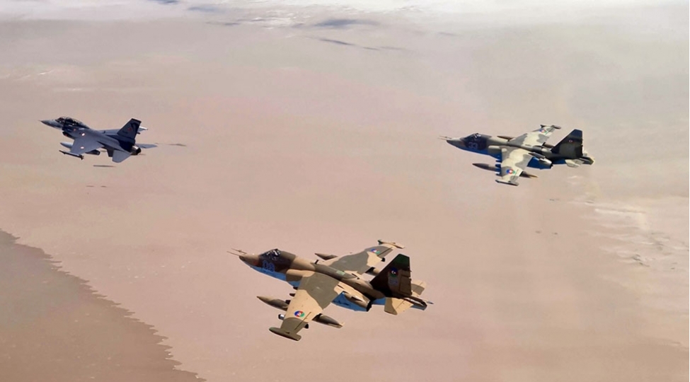 seudiyye-erebistani-hhq-yemendeki-hava-limanina-hucumlar-heyata-kechirib