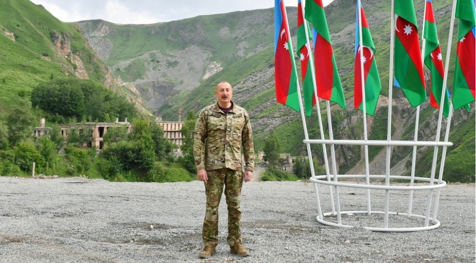 yeni-dovrun-lideri-2