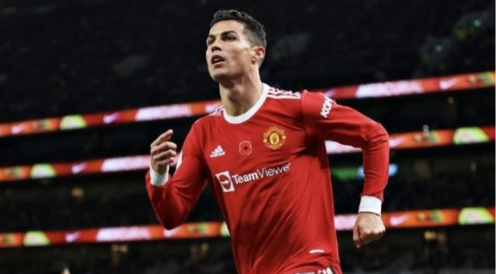 ronaldo-manchester-yunaytedin-meshqini-buraxacaq