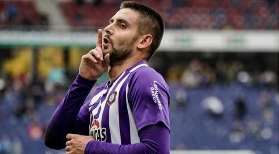 millimizin-futbolchusu-290-biten-oyunda-3-qol-vurdu