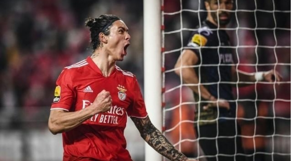 liverpulun-yeni-transferi-en-yaxshi-sechildi