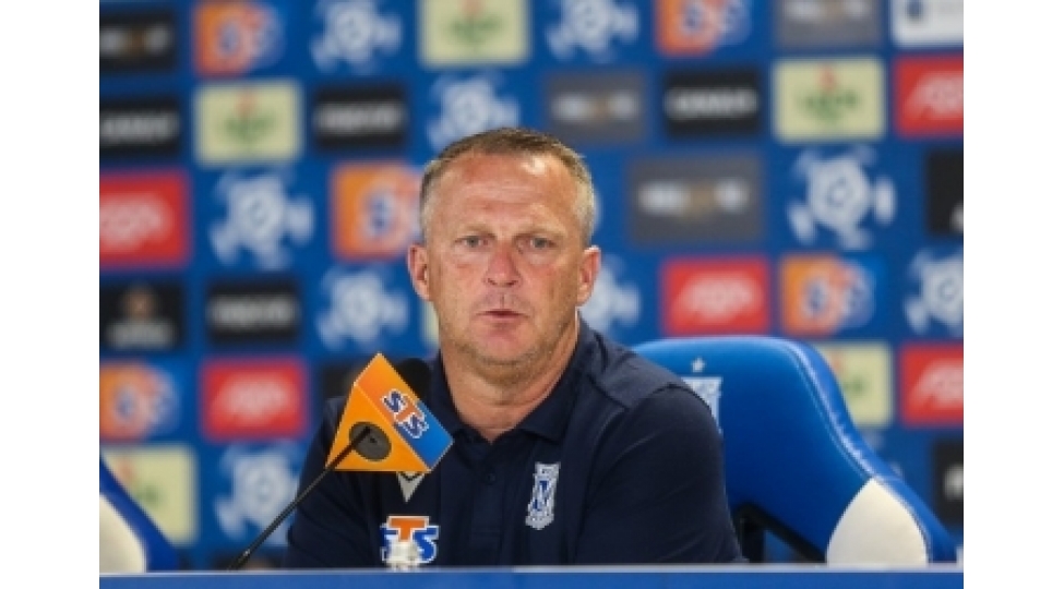con-van-den-brom-qarabagin-heyetinde-guclu-futbolchular-var