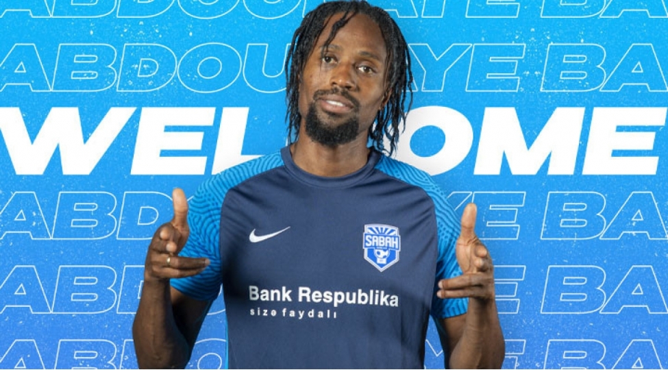 fenerbagchanin-sabiq-futbolchusu-sabahla-muqavile-imzalayib
