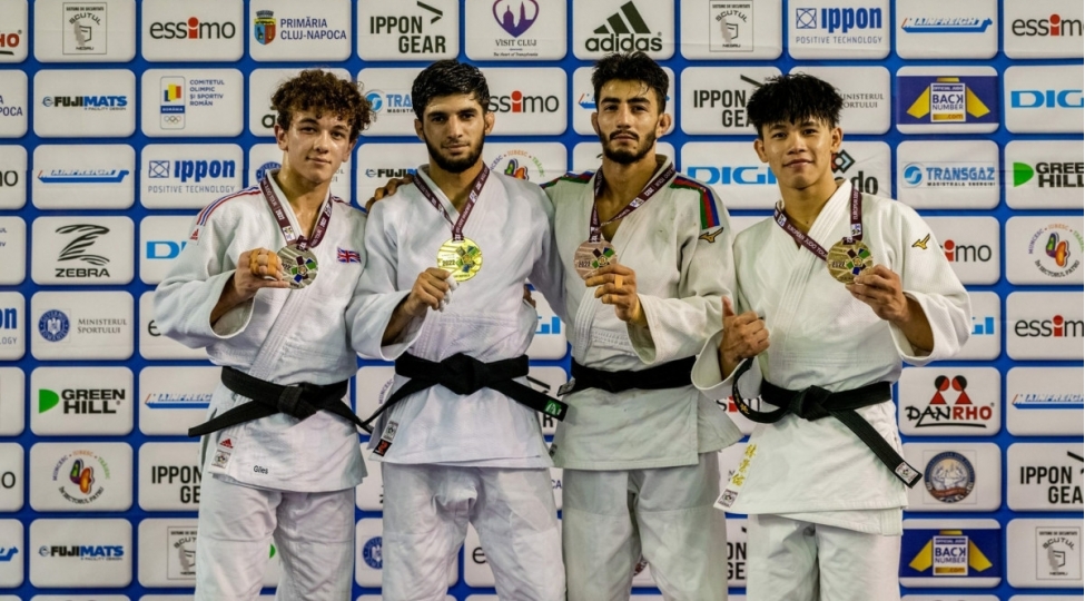 fhn-idmanchilari-beynelxalq-turnirde-ugur-qazanib