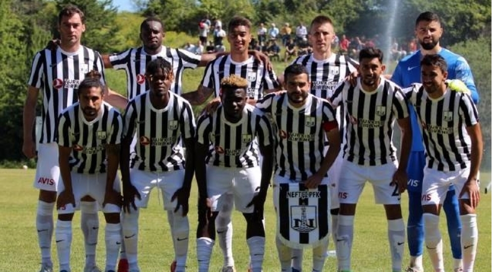 neftchi-superliqa-klubuna-qarshi