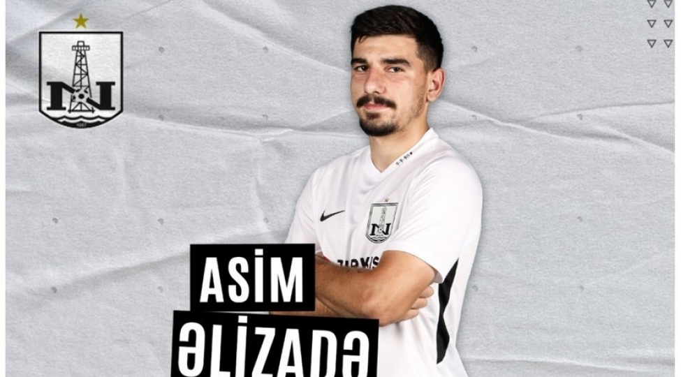 asim-elizade-neftchiye-qayidib