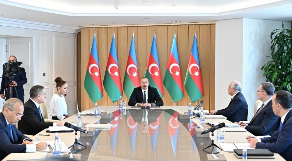 azerbaycan-hech-bir-xarici-quvveni-tesiri-olmadan-musteqil-xarici-siyaset-yurudur