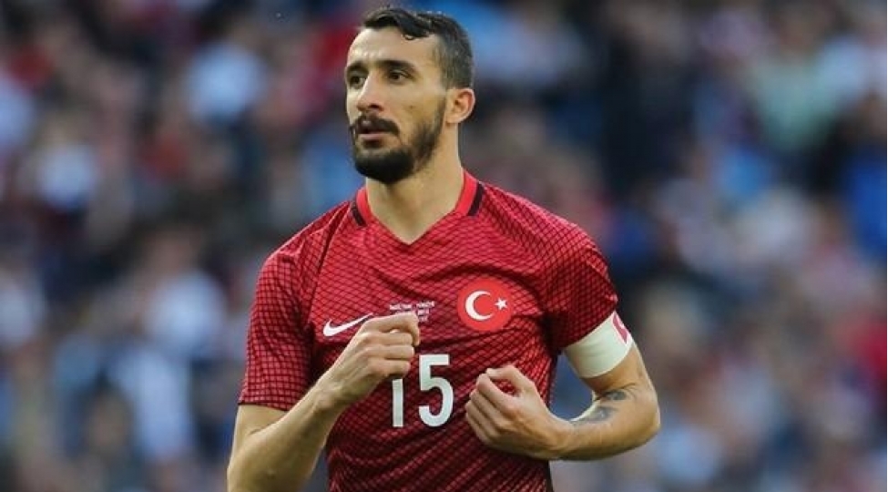 mehmet-topal-karyerasini-basha-vurdu