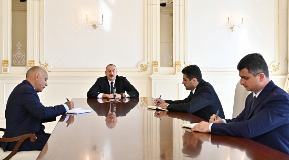 oz-ishini-layiqince-yerine-yetiren-her-bir-memur-xalqin-yaninda-olmalidir