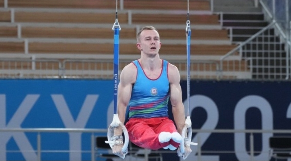 azerbaycan-gimnasti-gumush-medal-qazanib