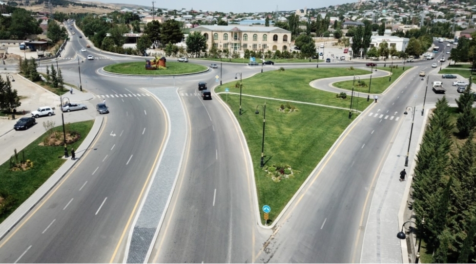 sosial-infrastrukturla-bagli-boyuk-layiheler-icra-olunub