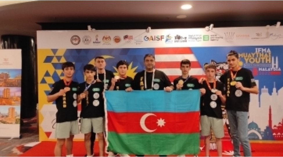 idmanchilarimiz-muay-tay-uzre-gencler-arasinda-kechirilen-dunya-chempionatinda-ugurla-chixish-edibler