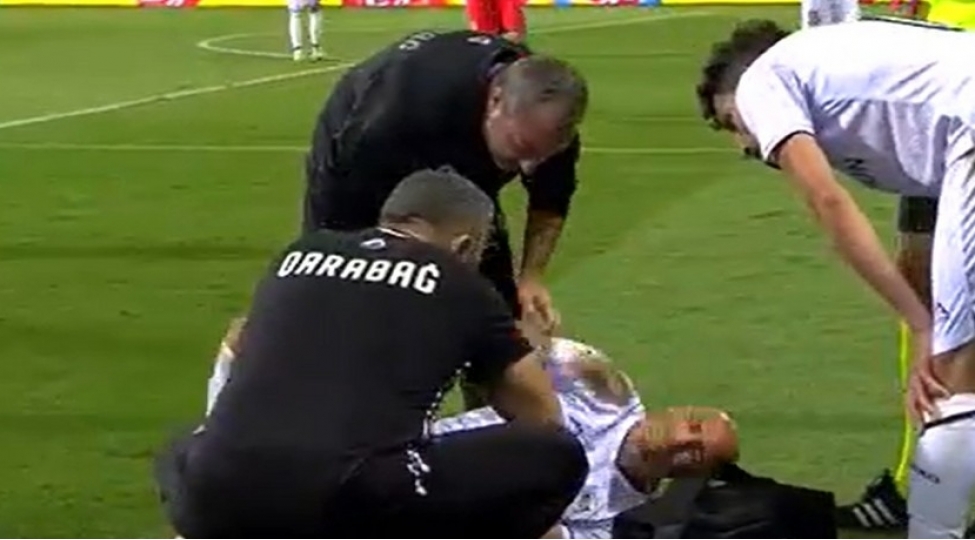 qarabagin-futbolchusu-viktoriya-ile-oyunda-zedelenib
