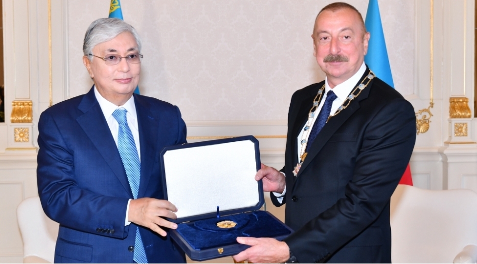azerbaycanqazaxistan-emekdashligi-qardashliq-numunesidir