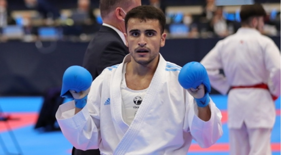 azerbaycan-karatechisi-premyer-liqanin-qalibi-olub
