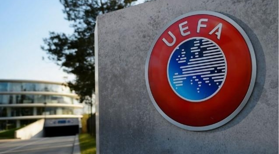 uefa-turkiye-klubunu-cerimeledi