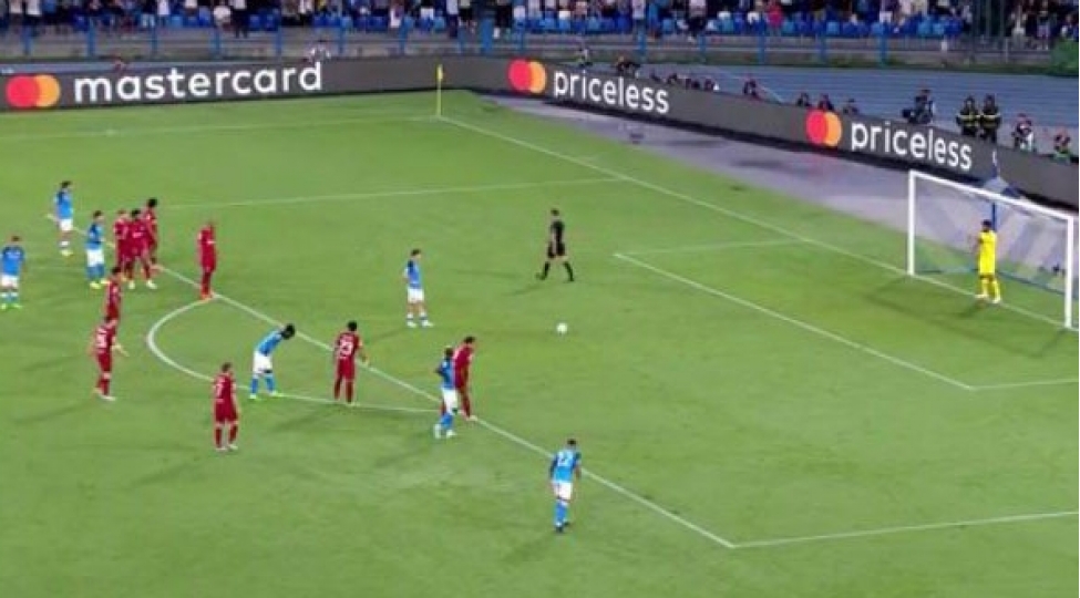 napoli-liverpulun-qapisindan-4-qol-kechirib-video