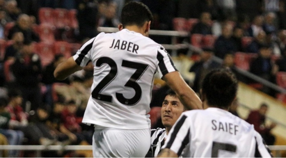 neftchi-azerbaycan-chempionatlarinda-yubiley-qolunu-vurub