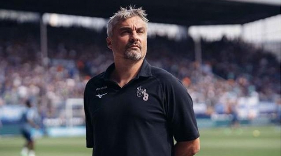 bundesliqa-klubunda-bash-meshqchi-istefasi