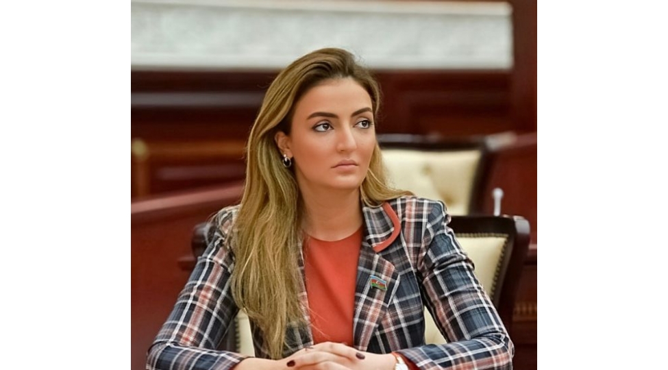 konul-nurullayeva-zatulin-dumanin-uzvu-kimi-her-kelmesine-gore-mesuliyyet-dashiyir