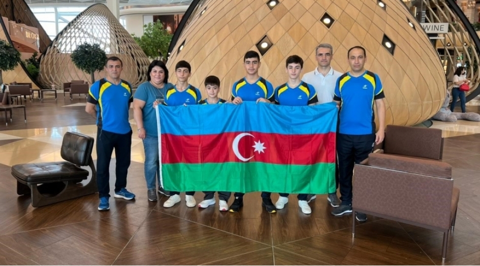 stolustu-tennischilerimiz-tbilisiye-yollaniblar