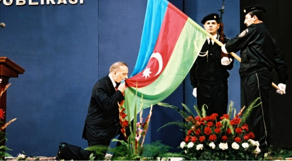3-oktaybr-1993-cu-il-inkishafatereqqiye-geden-yolun-bashlangici