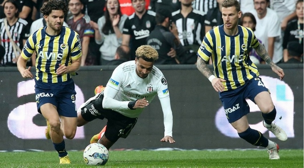 istanbul-derbisi-qolsuz-basha-chatib