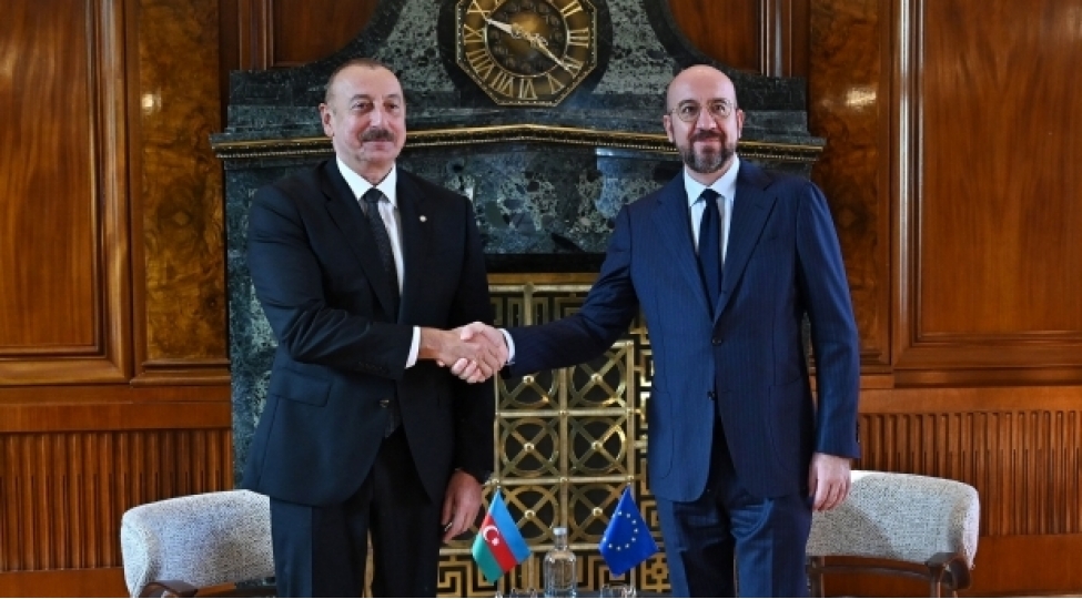 azerbaycan-brussel-formatini-destekleyir