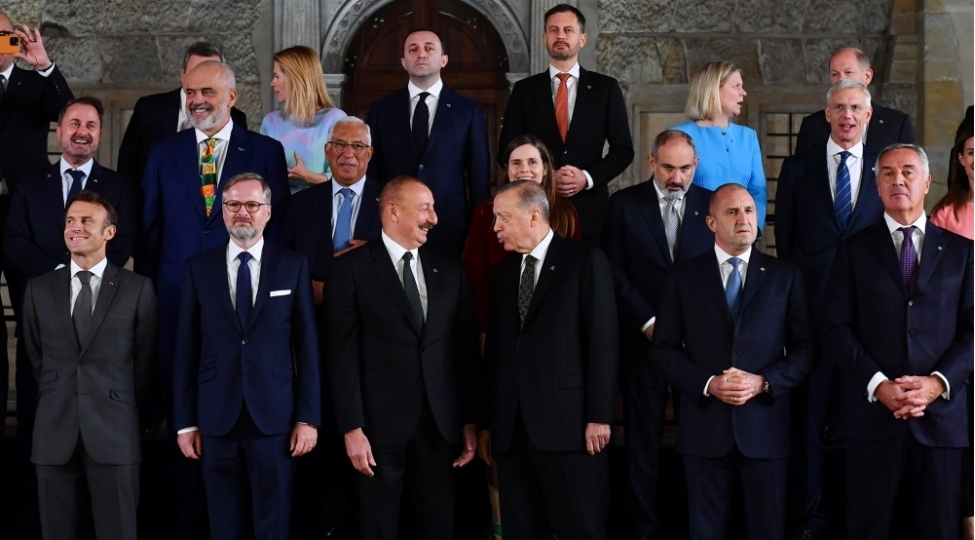 qlobal-seviyyede-liderlik-numunesi