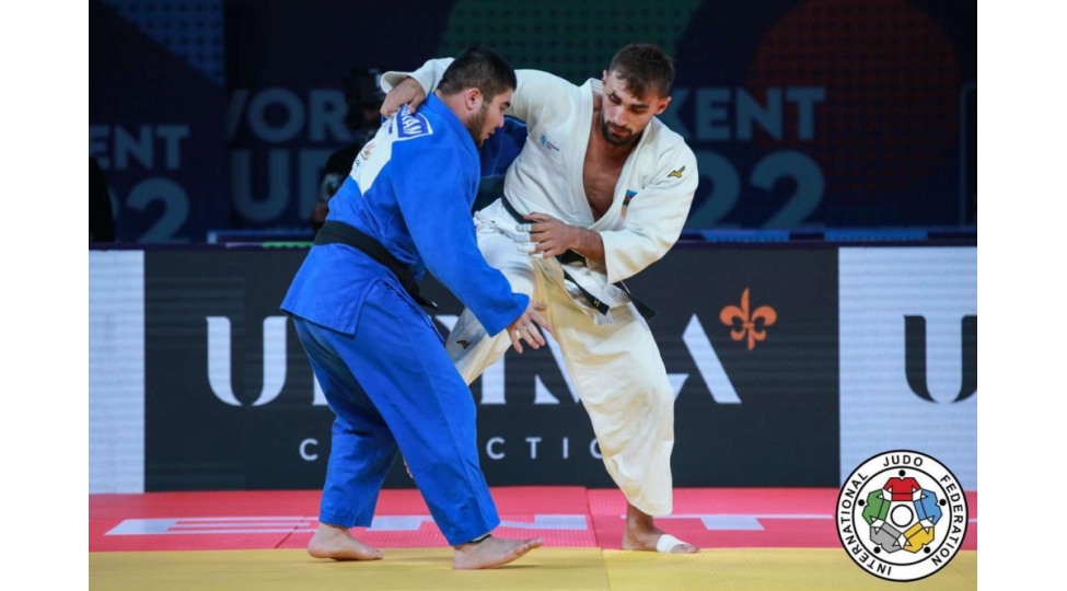 zelim-kotsoyev-dunya-chempionatinin-burunc-medalini-qazandi