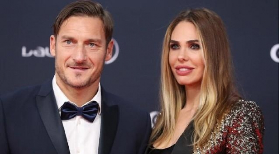 totti-saatlarimi-ver-chantalarini-gotur