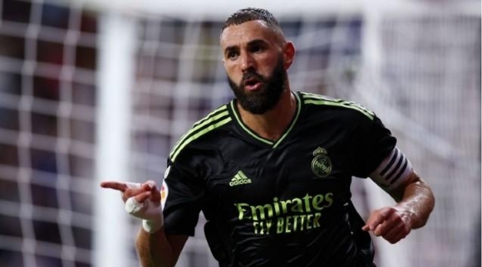 real-benzema-ile-yeni-muqavile-uchun-raziliga-geldi
