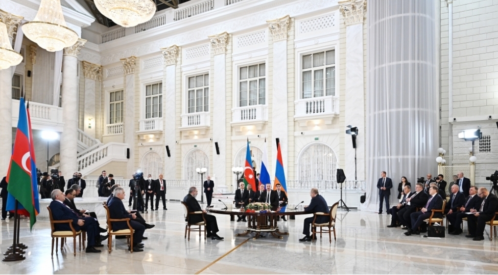 novbeti-diplomatik-ugur