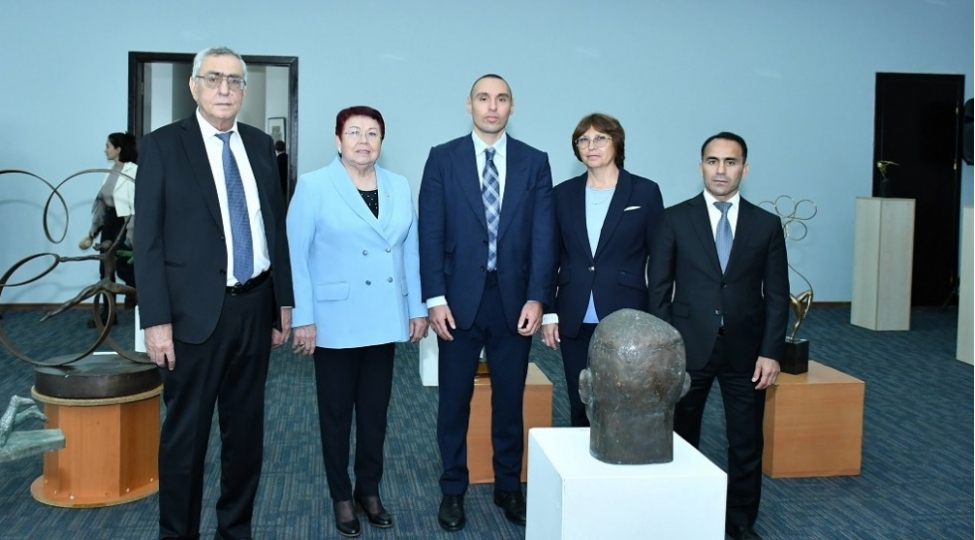 olimpiya-incesenet-ve-idman-adli-serginin-achilishi-olub