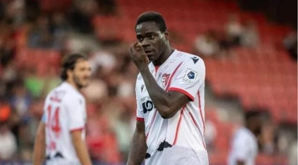 balotelli-isvechre-futbol-federasiyasini-mafiya-adlandirib