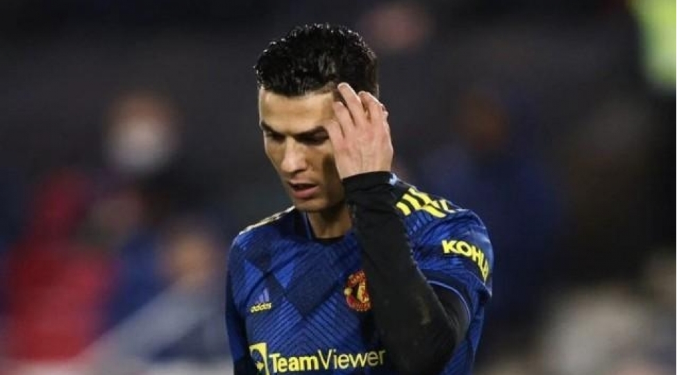ronaldo-aston-villa-ile-oyunu-niye-buraxib